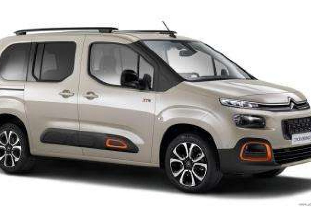 Comparaison des caractéristiques de la Citroen E-Berlingo XL 50 kWh et Opel Combo-e Life 50 kWh